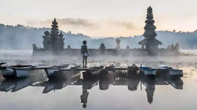 Asian boats serene