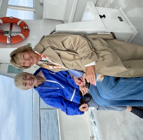 My sister and I are cruising Arcachon Bay where there are oyster farms. We stopped to enjoy oysters on the half shell.